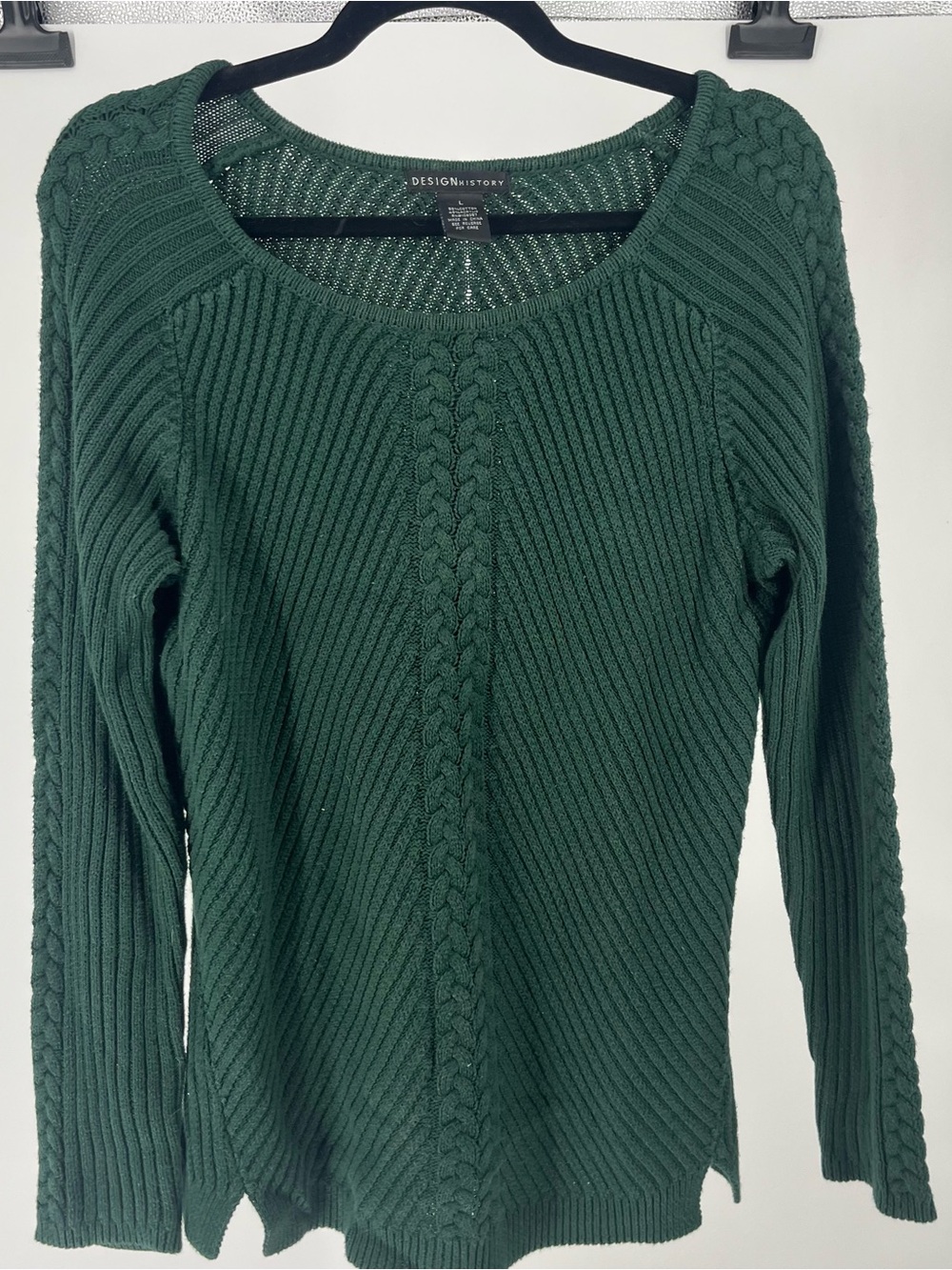 Design History Women’s Forest Green Cable Scoop Neck Sweater